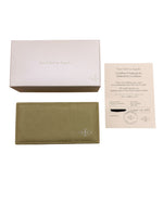 Van Cleef & Arpels Yellow Gold Agate Vintage Alhambra Bracelet box