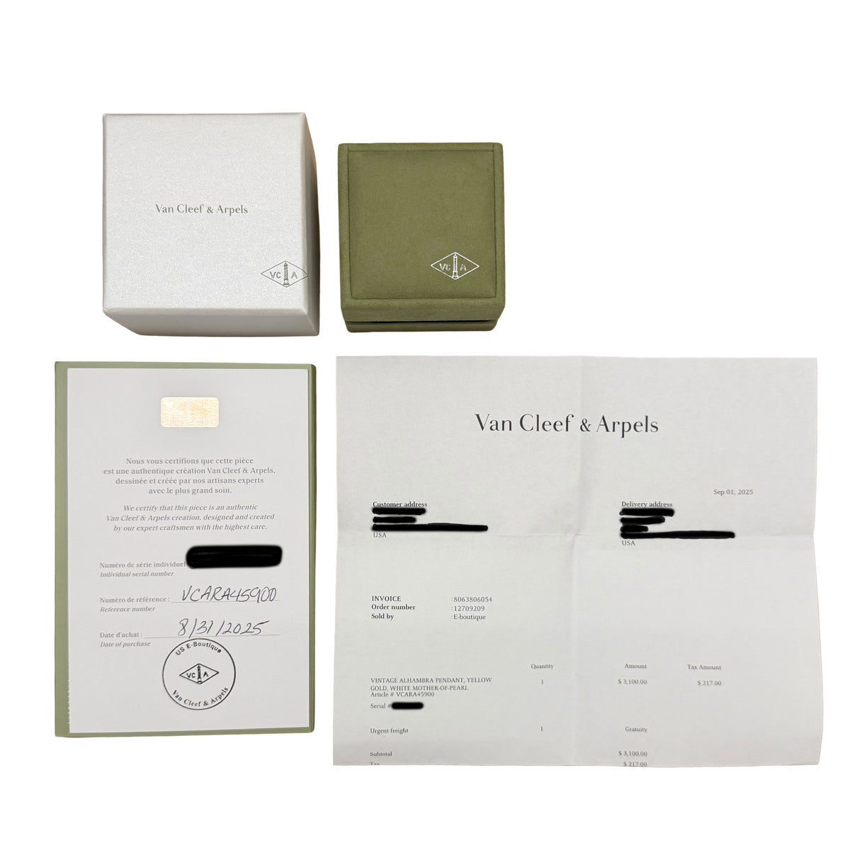 Van Cleef & Arpels Yellow Gold Mother Of Pearl Vintage Alhambra Pendant box