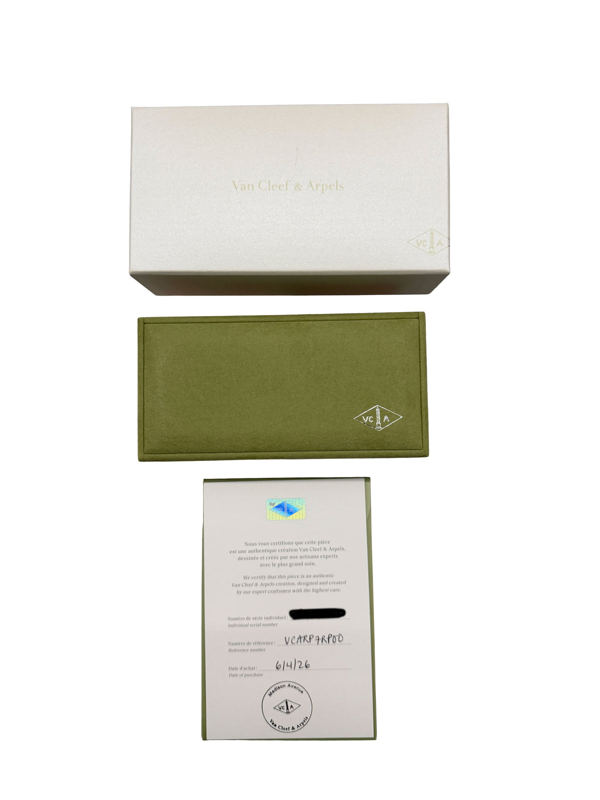 Van Cleef & Arpels Rose Gold Carnelian Vintage Alhambra Bracelet box