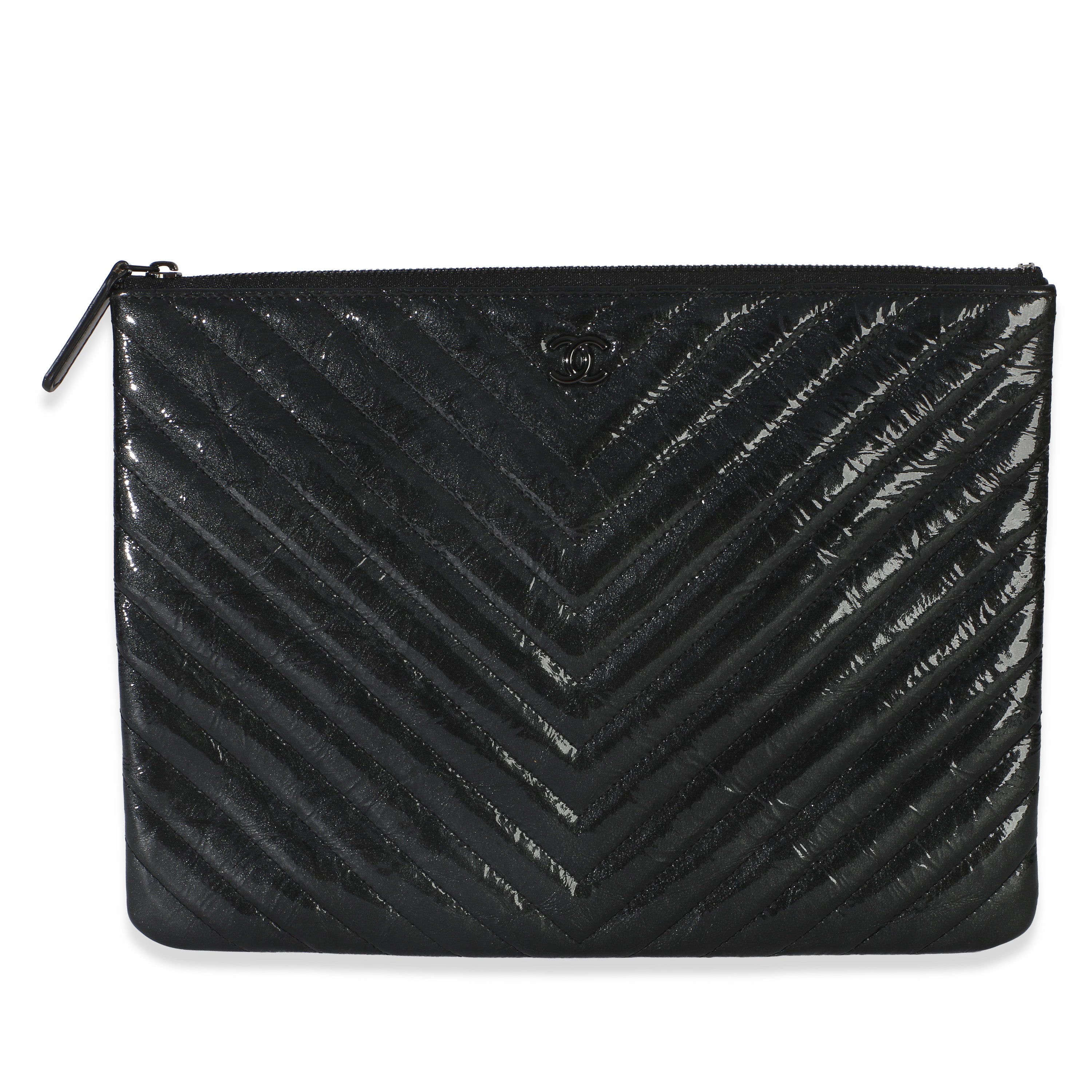 Chanel Black Crinkled Patent Calfskin Chevron Medium O Case Handbag id