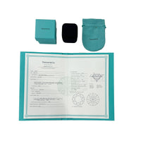 Tiffany & Co. 0.88 ct Round Brilliant Diamond Engagement Ring box